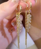 Premium Golden Leaves Hanging